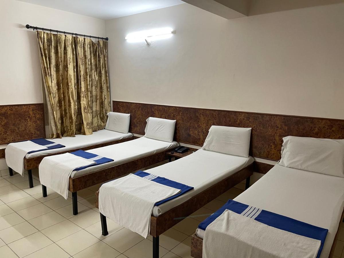 Sri Durgamba Lodge Бангалор Экстерьер фото